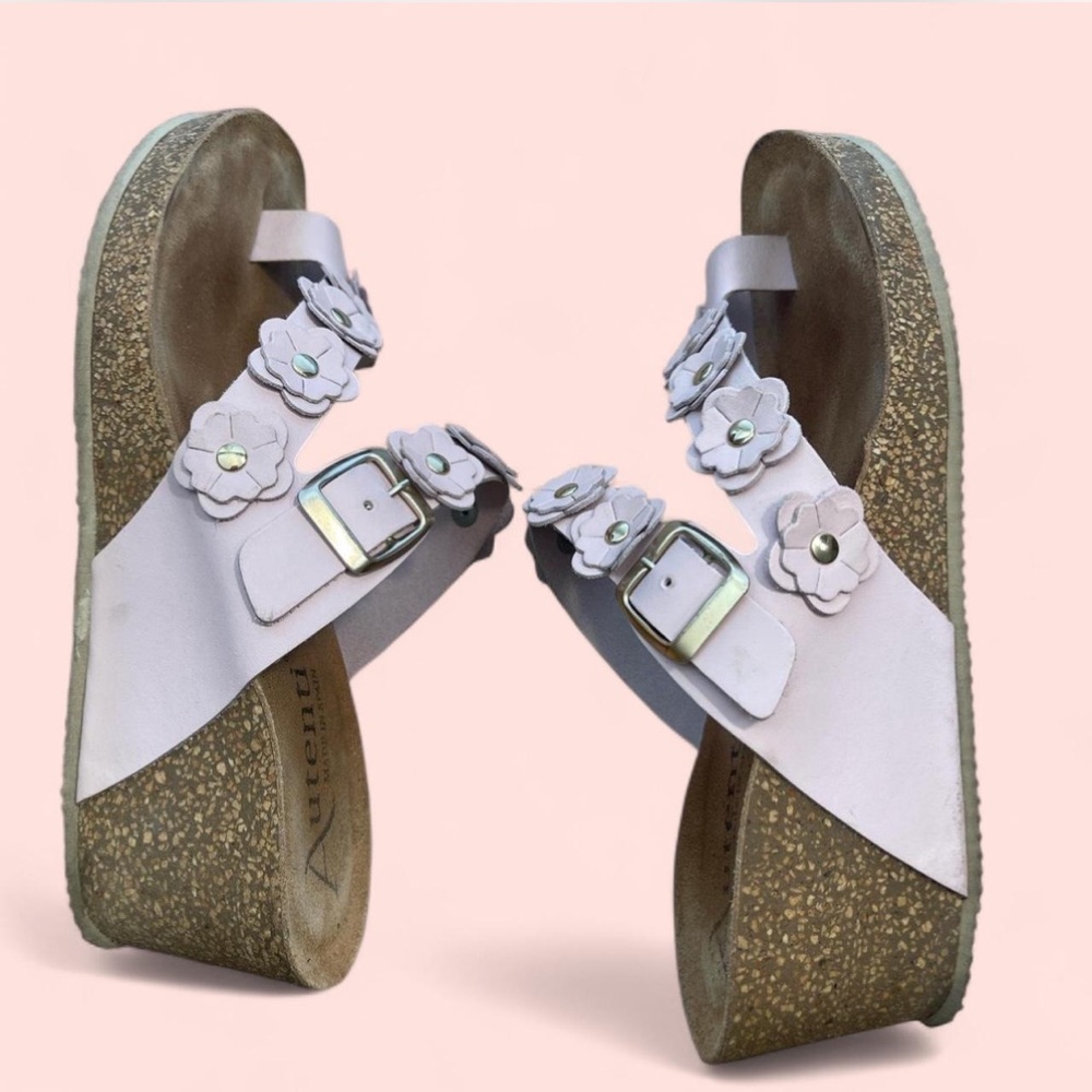 Leather 3D floral wedge - Picture 5 of 5